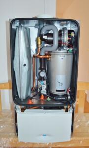gas fired water heater unit with tank 
