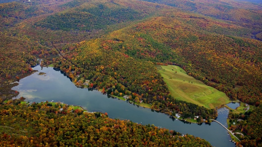 Lake of the Woods, Virginia, one of America's best retirement lakes