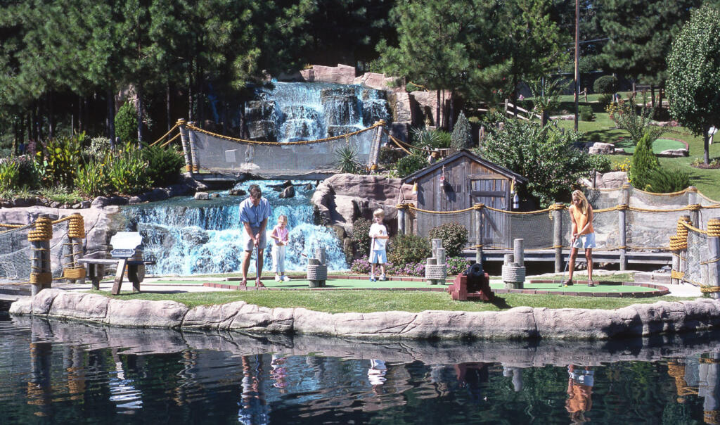 Pirate's Cove Hot Springs Adventure Golf Arkansas Location