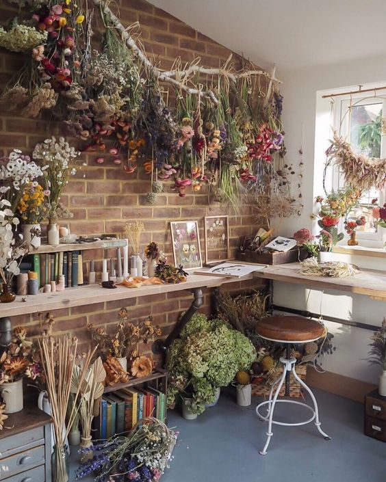 living room lake house decorate ideas - dried florals flowers ideas arrangements