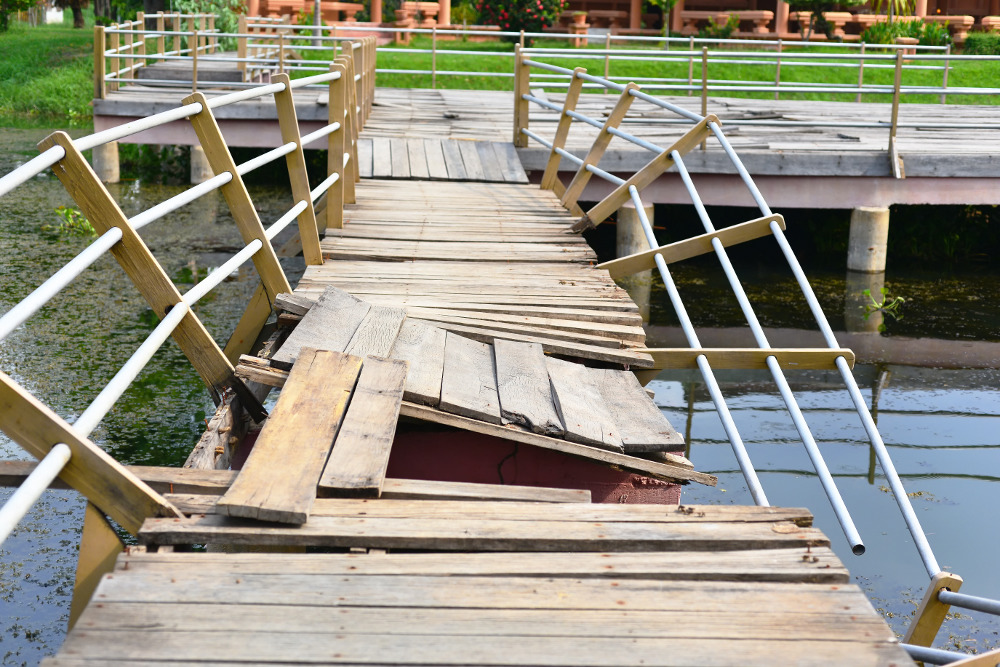 how to repair a fixed lake dock - repairing the post of a dock or pier - repairing a dock