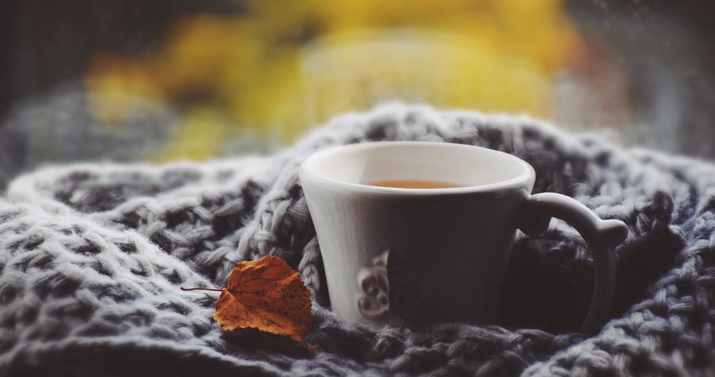 Best Fall Beverages to Enjoy at the Lake