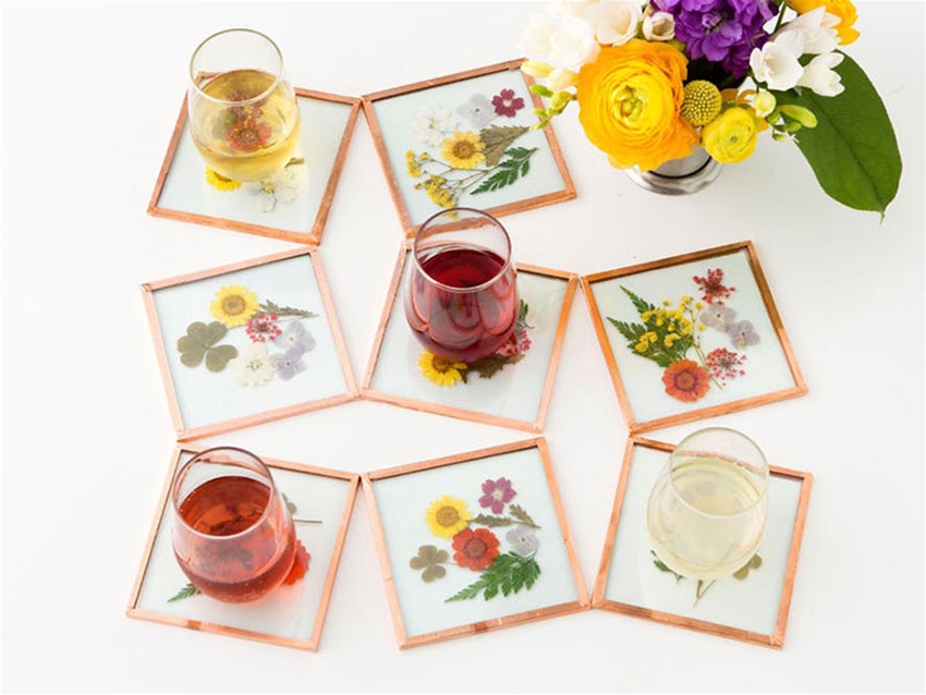 11 Beautiful Pressed Flower Craft Ideas