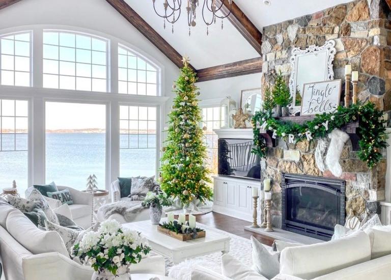 DIY Holiday Lake House Decor